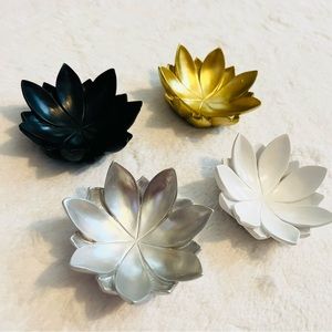 Set of 4 Ceramic Lotus Flower Candle Holders Ring Jewelry Dishes Gold Silver